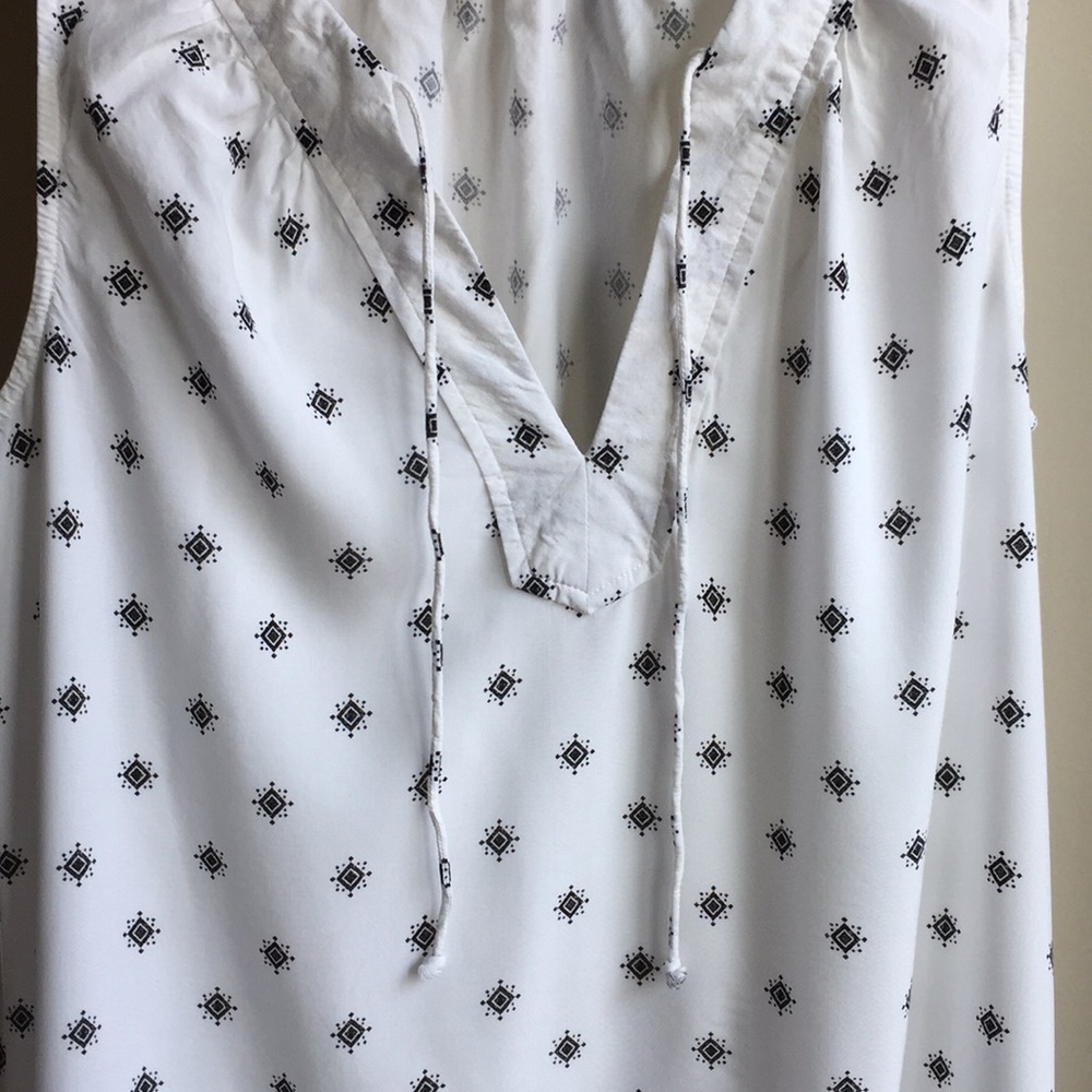 OLD NAVY lightweight dress - Picture 3 of 10